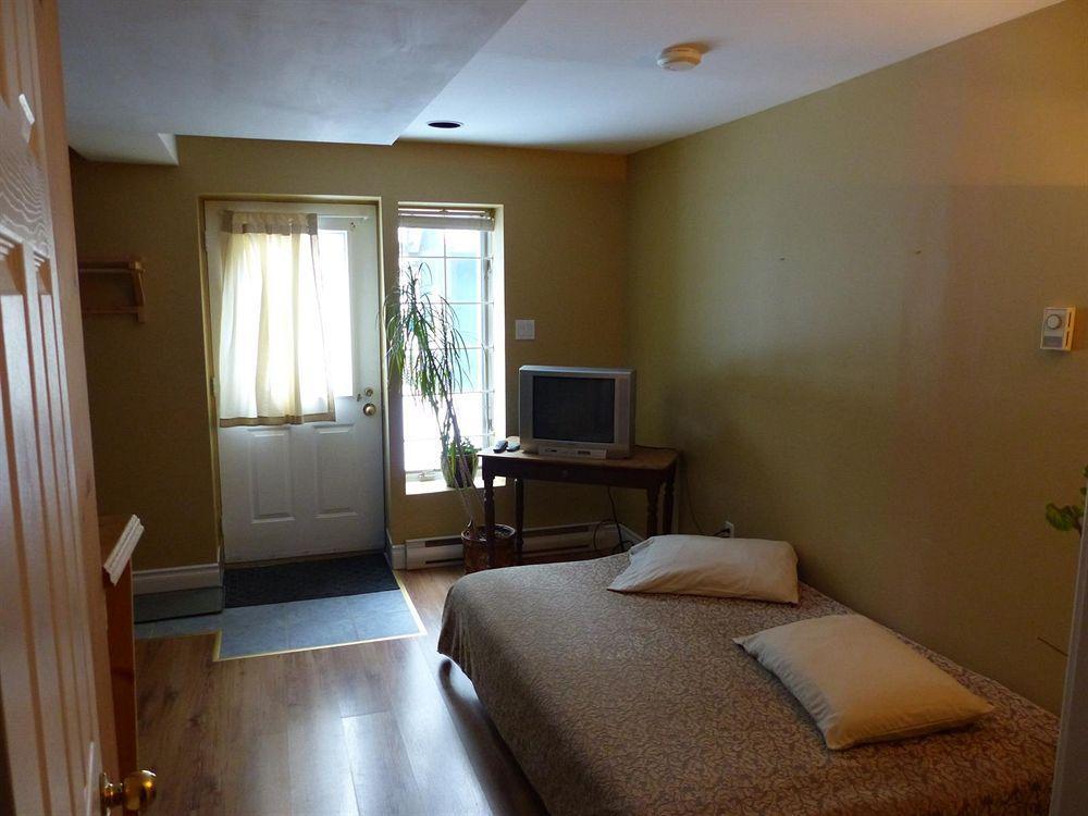 מונט טרמבלאנט Gite Le Roupillon B&B מראה חיצוני תמונה