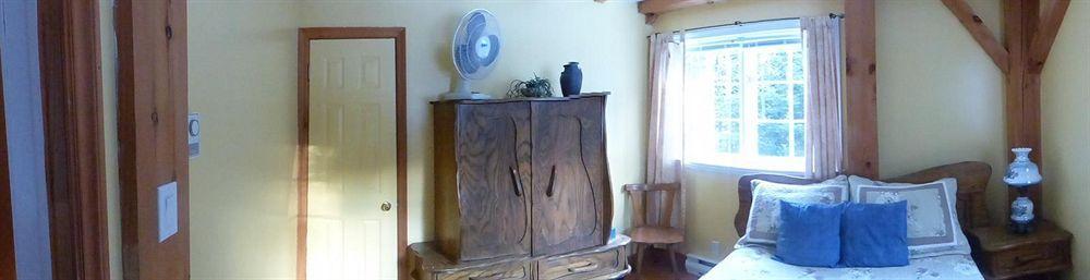 מונט טרמבלאנט Gite Le Roupillon B&B מראה חיצוני תמונה